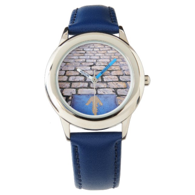 Gele pijl horloge (Voorkant)