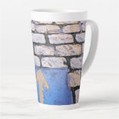 Gele pijl latte mok (Rechterhoek)