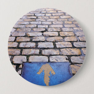 Gele pijl ronde button 4,0 cm