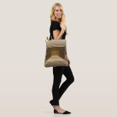 Gele piramide, grafisch desktopontwerp tote bag (Op model)
