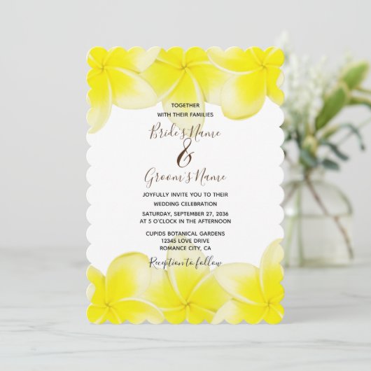 Gele Plumeria Frangipani Wedding Invitations Kaart (Staand voorkant)