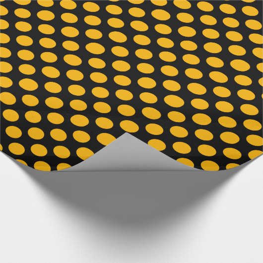 Gele pokadot over zwarte achtergrond cadeaupapier (Hoek)