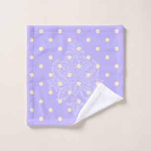 Gele polka-stippen en paarse wasdoek voor lavender washandje