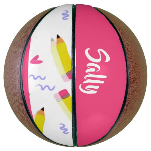 Gele potloden en schubbels op wit basketbal (Verticaal)