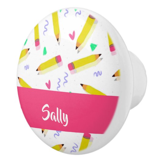 Gele potloden en schubbels op wit keramische knop (Rechts)