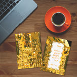 Gele printplaat, elektronische onderdelen, printpl bedankkaart<br><div class="desc">Gedetailleerde foto van een pcb-bord,  perfect voor elektronische liefhebbers. Hoofdkleur van de gedrukte schakeling: geel sinaasappel...  Paasei: een schattige kleine hartvorm in het circuit.</div>