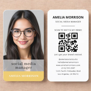 Gele QR-code-foto van sociaal mediabedrijfskaart v Visitekaartje