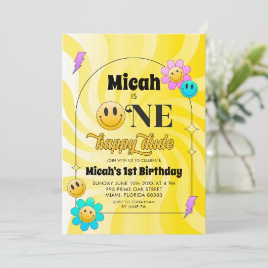 Gele Retro Een Gelukkig Dude Verjaardag Uitnodigin Kaart (Staand voorkant)