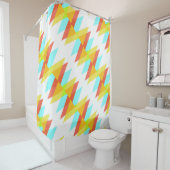 Gele, rode en kadetblauwe driehoeken douchegordijn (In situ)