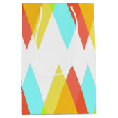 Gele, rode en kadetblauwe driehoeken medium cadeauzakje (Voorkant)