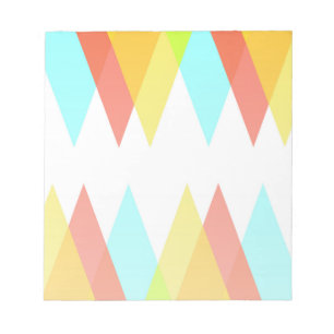 Gele, rode en kadetblauwe driehoeken notitieblok