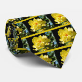 Gele rog stropdas (Opgerold)