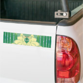 Gele Roos Bumpersticker (Op Truck)