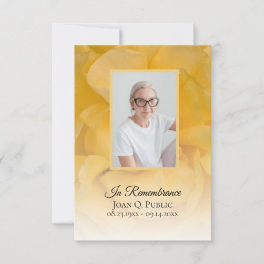 Gele Rose Bloemblaadjes Begrafenissympathie Bedankkaart (Voorkant)