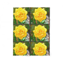 Gele Rose Fleece Blanket