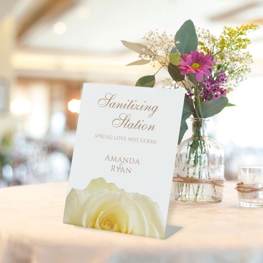 Gele Rose Floral Covid Sanitizing Wedding Pedest Reclamebord Met Voetstuk
