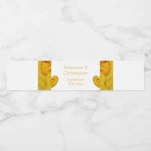 Gele Rose Hart Ontwerp bruiloft Waterfles Etiket (Enkel label)