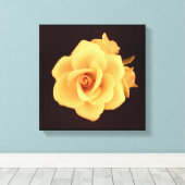 Gele Rose op Matte Black Canvas Afdruk (Insitu (Houten vloer))