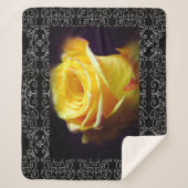 Gele Rose Soft Sherpa Deken (Voorkant)