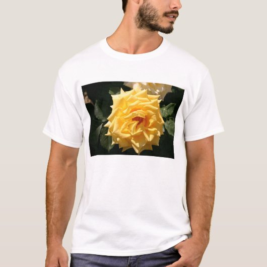 Gele Rose T-shirt (Voorkant)