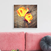 Gele rosebud bloemen op het bord canvas afdruk (Insitu (Woonkamer))
