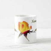 Gele Rosebud Flowers gepersonaliseerd Koffiemok (Center)