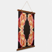 Gele Rosebud getinte bloem Abstract Hangend Wandkleed (Gebogen)