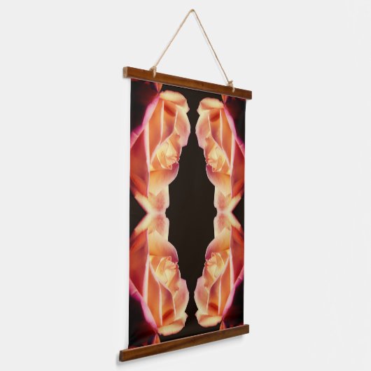 Gele Rosebud getinte bloem Abstract Hangend Wandkleed (Gebogen)