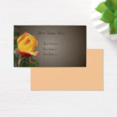 Gele rosebudventiel op bruin visitekaartjes (Bureau)