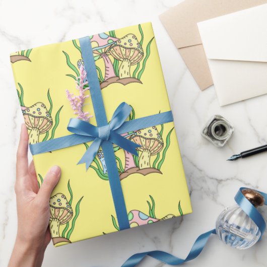 Gele roze Pop Kunststijl Retropaddenstoel Birthday Cadeaupapier (Geschenken)