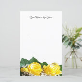 Gele rozen, gepersonaliseerde schrijfbenodigdheden (Staand voorkant)