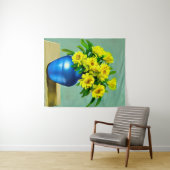 Gele Rozen in een Blauwe Vaas Boho Art Wandkleed (In Situ (horizontaal))