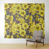 Gele rozen met grijze bladeren op sinaasappel wandkleed (In Situ (horizontaal))