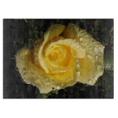 Gele rozen met snijvlak snijplank (Voorkant)