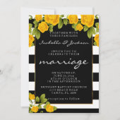 Gele rozen op zwarte en witte strepen kaart (Voorkant)