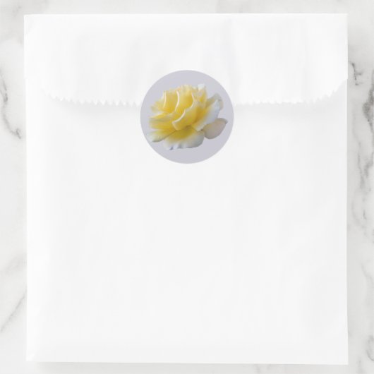 Gele rozenbladen ronde sticker (Tas)