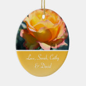 Gele rozenbloem trouwdag keramisch ornament (Rechts)