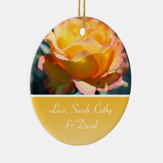 Gele rozenbloem trouwdag keramisch ornament (Rechts)