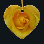 Gele rozenornament Romantic Roos Decoraties<br><div class="desc">Romantic Roos Ornaments Holiday Yellow Rose Classic Decorations Beauful Romantic kerstcadeautjes Hanukkah Neutral Holiday Decorations Keepsakes & Gifts for Friend Family Mannen Vrouwen Kinderen Home & Kantoor Origineel Stijlvol Vakantisch Kunstschilderwerk Vakantie Kerst/Hanukkah Kaarten & Nonsecular Holiday Gifts Design door Kim Hunter. Surf naar www.kimhunter.ca voor nog veel meer kaarten en...</div>