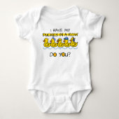 Gele Rubber Duckies Baby Bodysuit (Voorkant)
