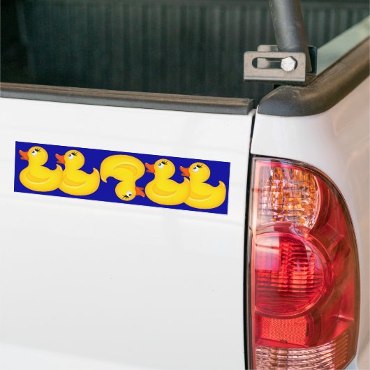 Gele Rubber Duckies Bumpersticker (Op Truck)