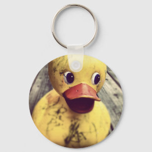 Gele Rubber Ducky bedekt met vuil! Sleutelhanger