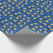 Gele rubbereenden in luchtbellen cadeaupapier (Hoek)