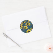 Gele Rudbekia op marine Ronde Sticker (Envelop)