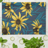 Gele Rudbekia op marine Theedoek (Gevouwen)
