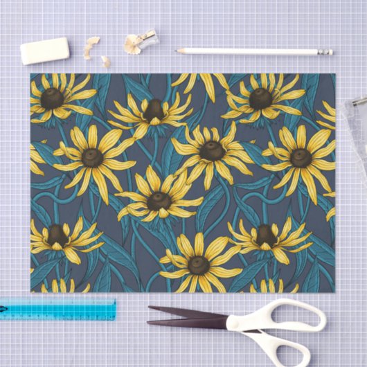Gele Rudbekia op marine Tissuepapier (Craft)