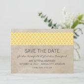 Gele Rustieke Quatrefoil Save the Date Uitnodiging (Staand voorkant)