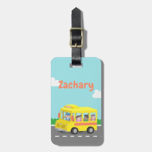Gele schoolbus en gelukkige kinderen bagagelabel (Voorkant verticaal)
