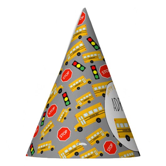 Gele schoolbus stoppen verkeerslicht feesthoedjes (Links)