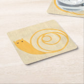 Gele slak op de achtergrond van Cream Kartonnen Onderzetters (Schuin)